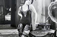 lingerie 1920s vintage 1920 1950 stockings 20 hollywood fifi underwear women actress roaring pre ads hot twenties paris photographs glamour