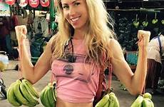 banana girl freelee ratcliffe vegan leanne bananas she off her video day jungle raw anorexia eating blogger old boyfriend who