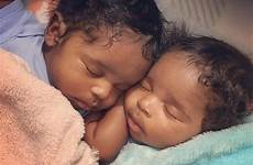 twins babies identical ashton aiden shocking burnt astonishingly uchiha