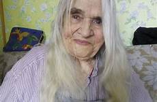 granny old years grandma oma faces beautiful von found web