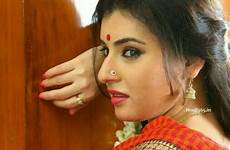 saree archana hot veda navel show indian actress prayanam sex red mom spicy latest movie na hip low below naa