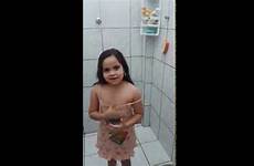 banho menina