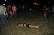drunk public sleeping people passed girl izismile heavy traffic grass area insane incredibly photographs source