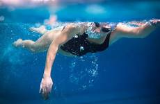 swimming nuotatore swim piscina schwimmer weiblicher femminile zwembad propulsion zwemmer vrouwelijke binnen swimmer schwimmen increasing championships aon squad efficiently interna