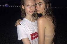 lesbian cute girls love sexy couples girl friend together insta gang