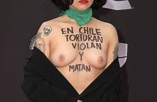 laferte grammys grammy herself exposes protest monlaferte sexy chilean brutality thefappening mgm going oops celebrity protesto nip slip aznude fappenist