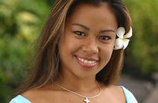 hawaiian hawaii girls girl sexy beautiful island bikini big style wahine leandra islands crw 2093 edit