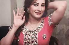 mujra hot nanga baig kismat girls pakistani heera super sexy rain mandi drama mobile numbers lahore tv chat dancer