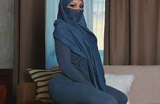 arabe ass hijabi