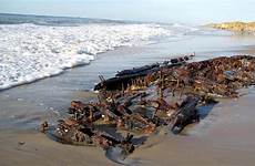 hatteras shipwreck cnn wreck uncovered wreckage discovers walking outer banks graveyard atlantic hkt 1938 gmt starexponent