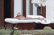richie sofia nude scott disick topless sunbathing naked sunbathes thong she sexy top boyfriend pussy masturbation 2021 cameltoe her camel