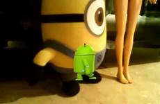 naked minion