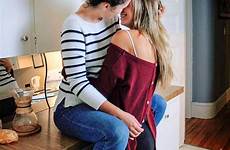 lesbian girls lesbians kissing cute girl couples cosas redhead novias girlfriend instagram goals together big amigas se