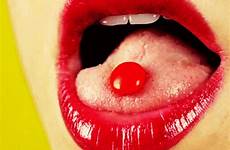 lips gifs pill