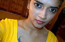 vasundhara kashyap viral xossip selfies goes bollywood controversial screwdriver fappeningbook boyfriend