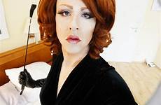 tranny transvestit rothaarige fetisch necken samt reiten ernte trikot handschuhe transvestite wallhere hintergrundbilder gloves