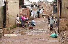 slums life ugandan