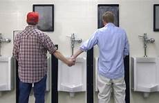 urinal peeing urinals vimeo lpsg dailydot