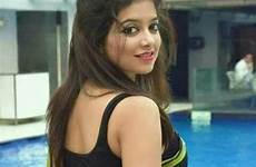 saree beautiful indian girls mumbai navel sexy busty babe women sarees show desi models sensuous arora