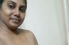 aunty lankan srilanka boob