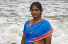 tamil aunties chennai housewife saree housewives aunty stylish auntie