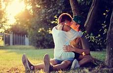 kissing couple wallpapers wallpaper 1447
