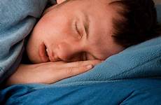 sleep teens teen sleeping teenager hours need tired wake why istock