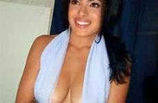 priyanka chopra hottest bollywood actress hot nude ten sexy playboy bikini topless kapoor nackt nächstes vorheriges actresses sharma anushka model
