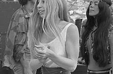 woodstock 1969 festival rock hippies hippie fashion music evocative photographer vintage legendary 1970s dailymail girls 1960s chick roll get 70s