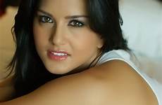 sunny leone