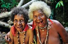 guinea papua ladies traditional tufi tribal old know ve wanted always things adventurebagging