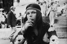 hippie hippies washington 1968 woodstock girl 60s theme imgur era post article child flower