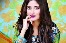 sajal ali pakistani actress beautiful wallpaper pretty very wallpapers most lawn top