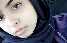 muslim girl hijab her twitter challenging misconceptions brilliant found way