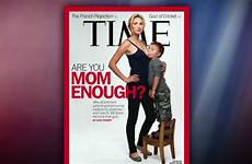 mom breastfeeding feeding breast cover formula explains cnn increase rates could story just
