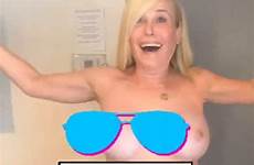 chelsea handler tits topless fappening showed