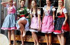 dirndl oktoberfest von trachten gemerkt mädchen