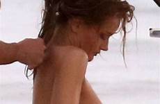 rosie huntington whiteley topless