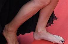 julia roberts feet wikifeet legs