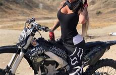 girls moto bike girl dirt biker motocross motorcycle instagram ride wheelie bikes donne who cant sexy riding di women work