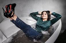 bath girl wetfoto takes clothes hot wetlook