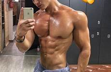 muscle abs athletisch selfie hunks rome fuckin loads elio
