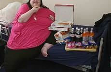 woman fattest brenda eating her britain year big old who world heart weighs after dies food fat lady attack pizza