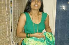 indian aunty arpitha arpita hot saree desi sexy wife aunties xossip girls mallu nude tamil xxx shemale pussies telugu bhabhi