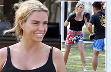 katie price thailand holiday boxes respect judge says she has mirror boxing court