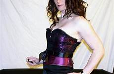 crossdresser tg tgirl corset crossdress