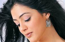 hot actress kiss melton bollywood parvathi parvati nude malayalam actors cinema indian south labels fashion