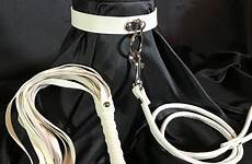 leash submissive