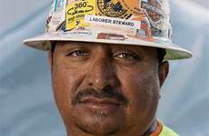 salvadorans workers trump salvadoran builders expulsion washington under face