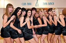 girls horse crazy club vegas dance las nikki champagne showers 2011
